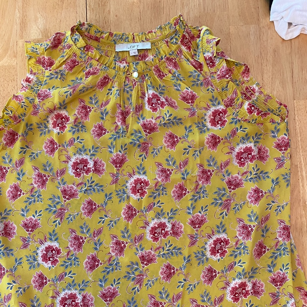 LOFT Floral tank top